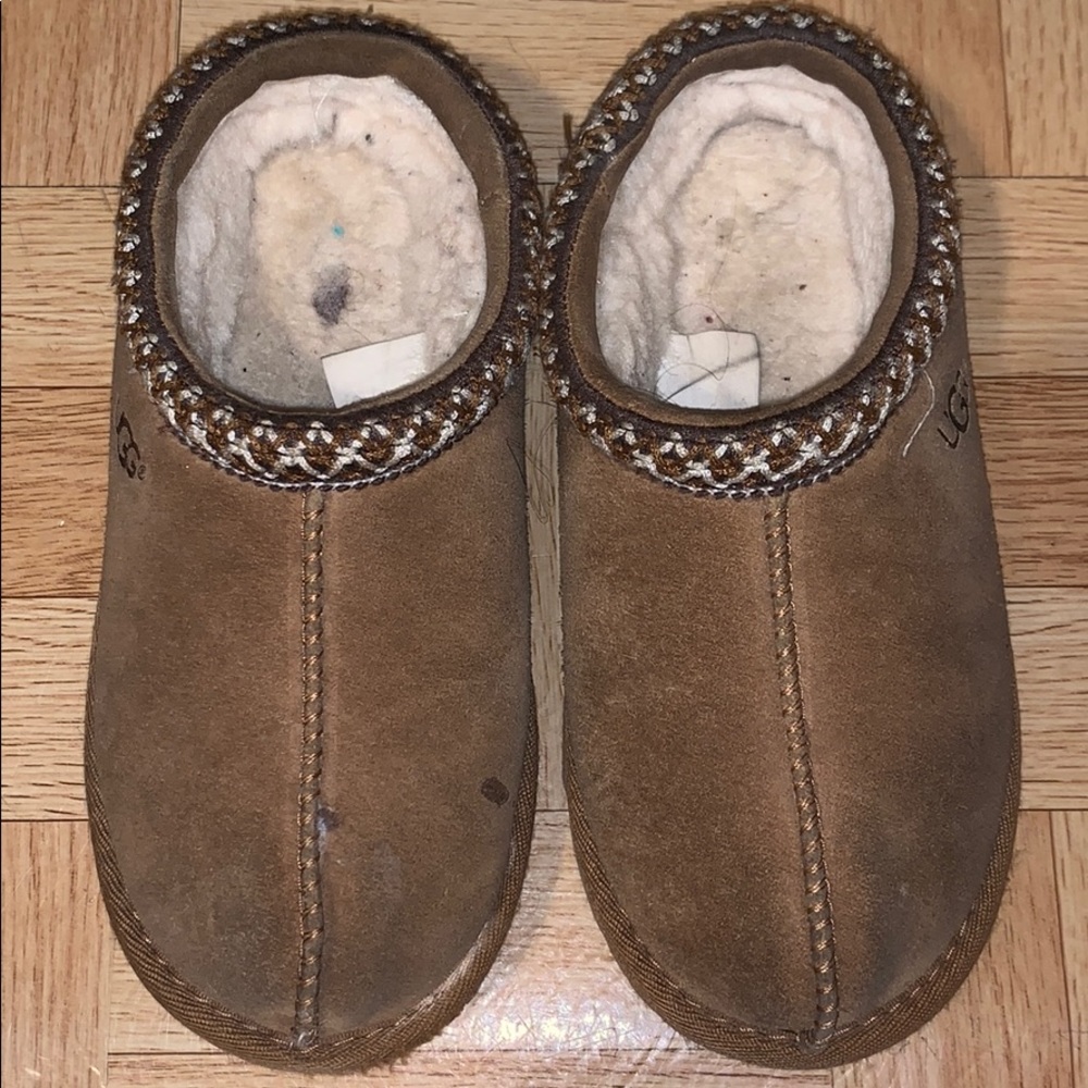 Boys uggs slippers
